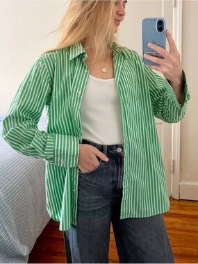 Uniqlo Green and White Vertical Stripe Button-Down Shirt